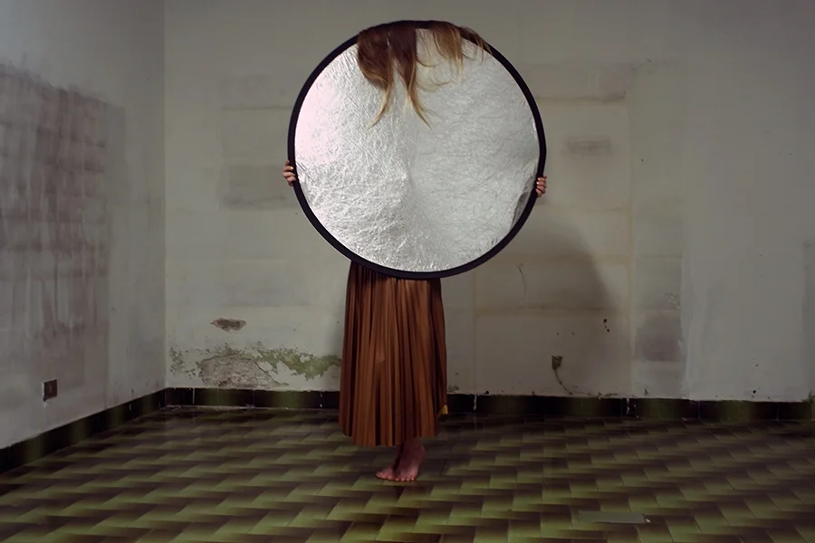 ph. Alessandro Digiampietro 8 - 9 April 2016 - perfomer in “discolite”, performance for a solo dancer and strobo light; a project by Anna Franceschini inside the collective exhibition “people in a building without the building” curated by Careof , Kunstverein and Martina Angelotti, Milano