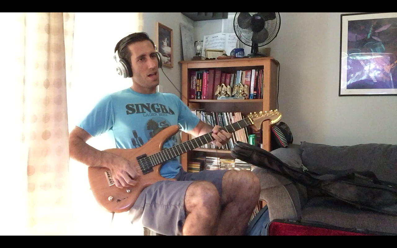 RON GUITAR 5.png