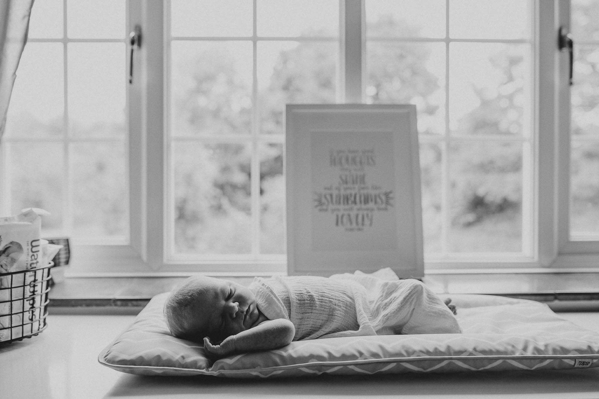 NewbornLifestylePhotographer-60.jpg