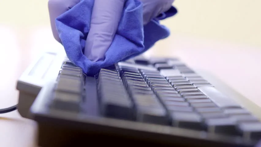 keyboard wipe.jpg