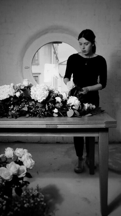 Cora Funeral Flowers Glasgow.jpg