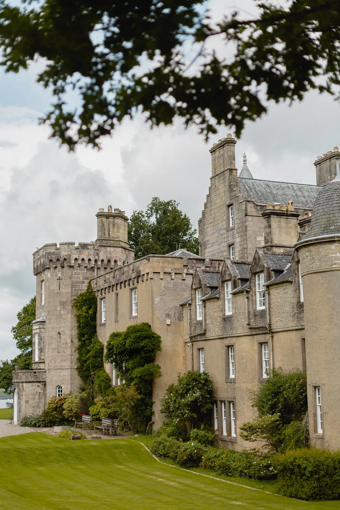 Luxury Wedding Florist Scotland – Wedding Flowers & Event Design at Boturich Castle by Atelier Rosa 2.jpeg