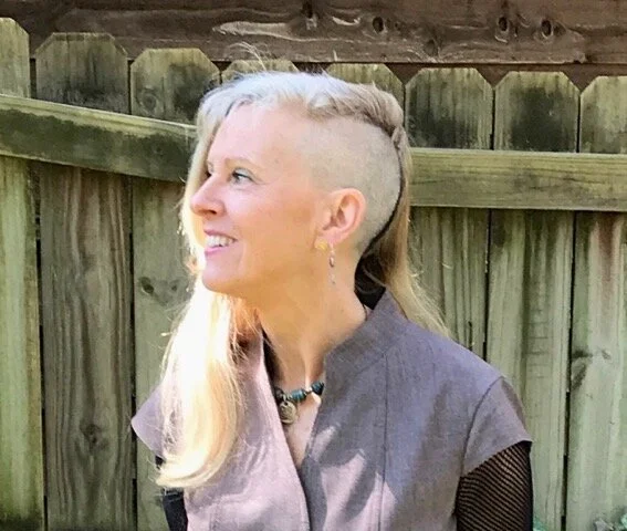 Mindfulness &amp; Intimacy Practice with Iva - Kegels