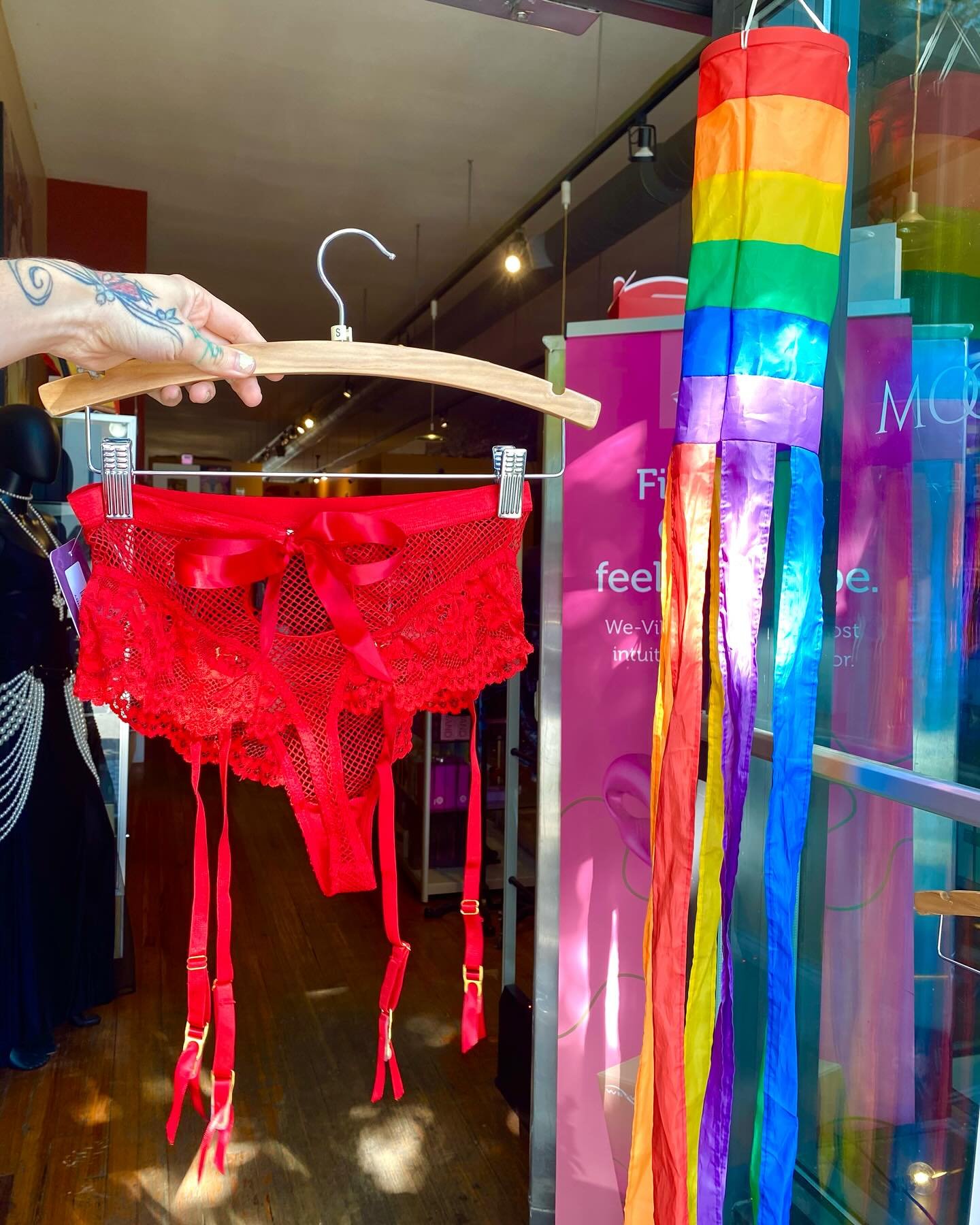 Add color to your Monday ❤️&zwj;🔥✨🎨💫

Why not embrace wearing lingerie for ourselves and, on any given day! 🌈☕️🌞 just because 🤸&zwj;♀️

Exercise free will and cook yourself a meal / read a book / sing &amp; dance around your room in some cute r