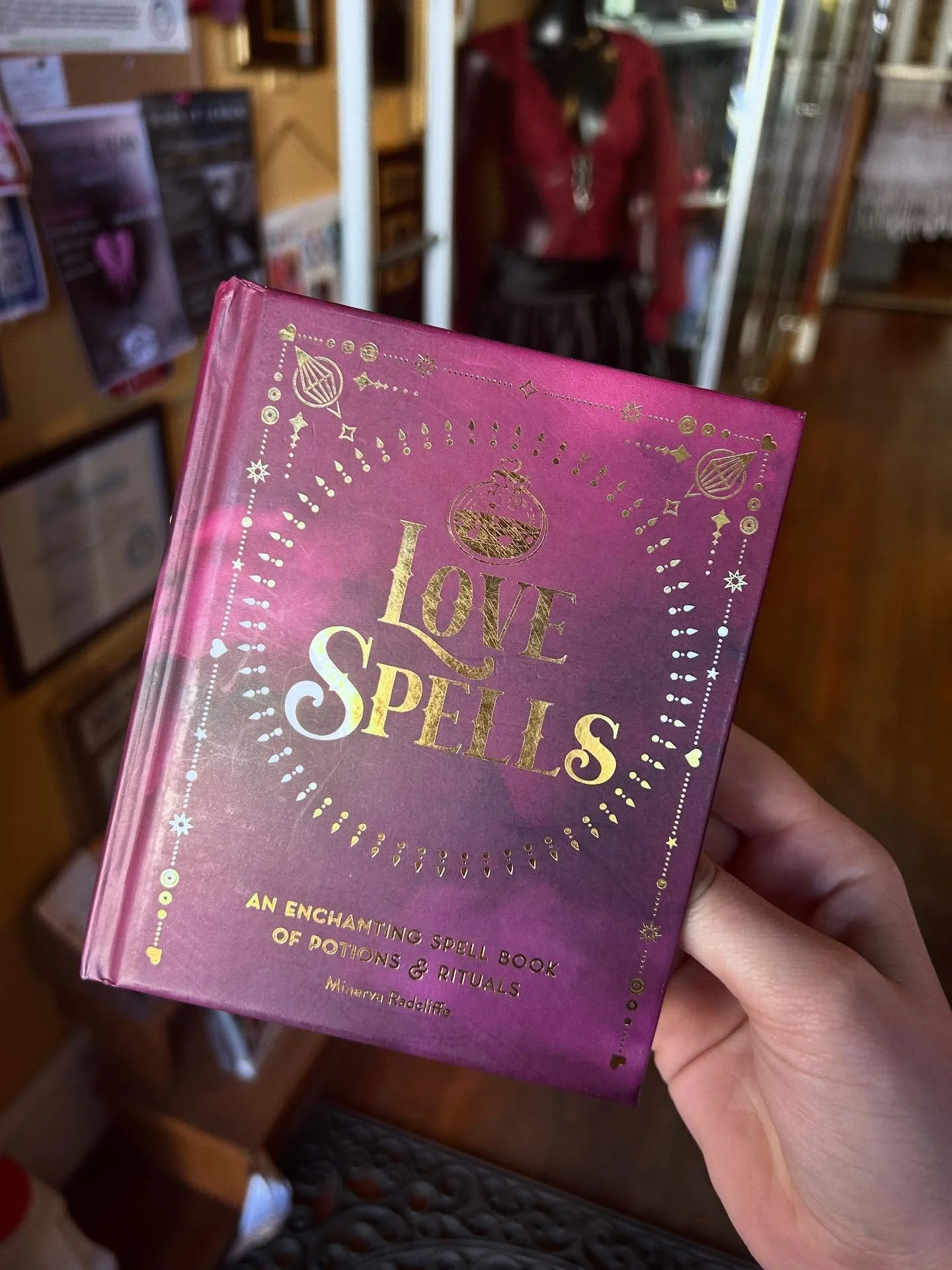 We&rsquo;ll be open until 9pm tonight for all you last minute valentine&rsquo;s day shoppers! 

VaVaVooom
57 Broadway Street, Downtown Asheville