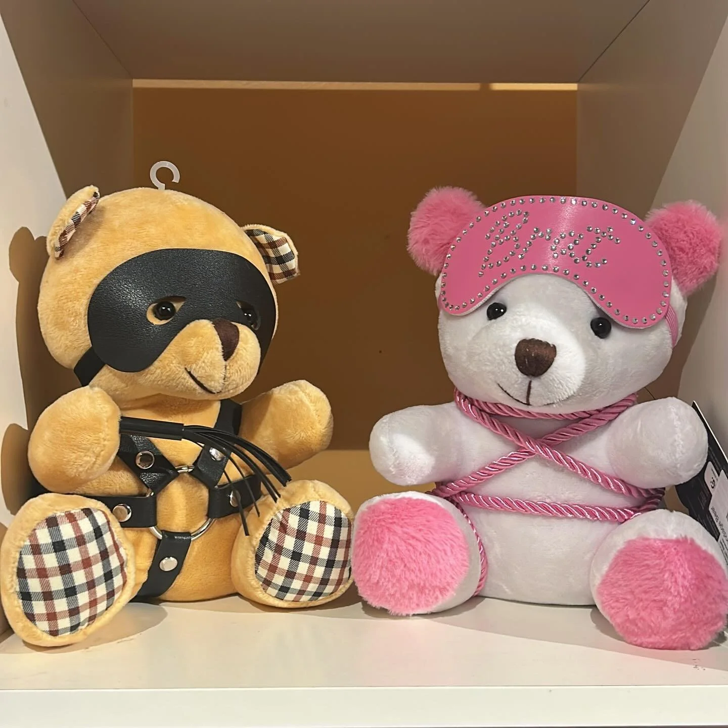 Show us your Billy Strings ticket for a free gift this weekend! We&rsquo;re open until 9pm Fridays and Saturdays :) 💕🎶🎫

VaVaVooom
57 Broadway Street, Downtown Asheville