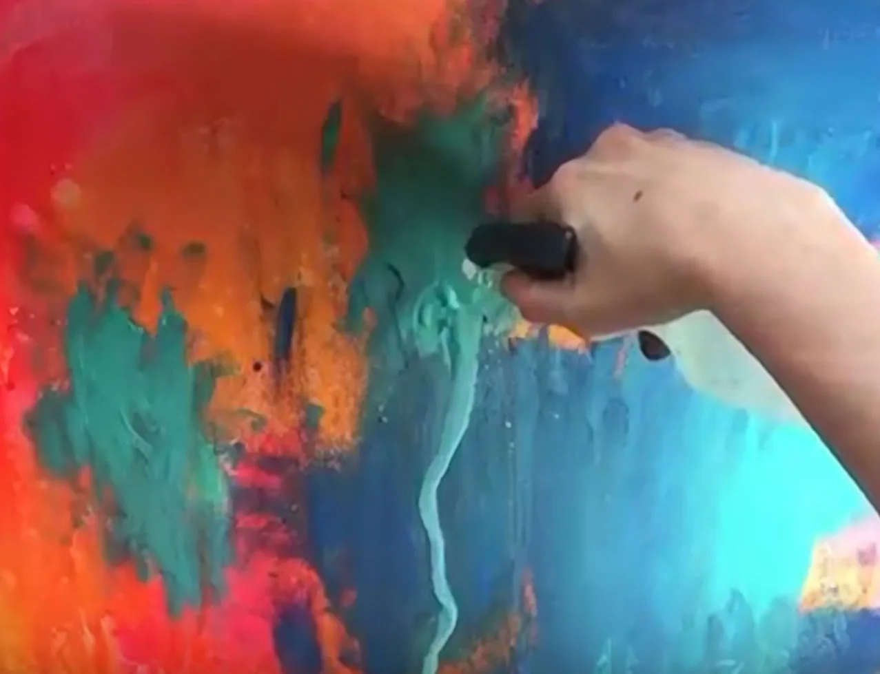 Making drips on painting