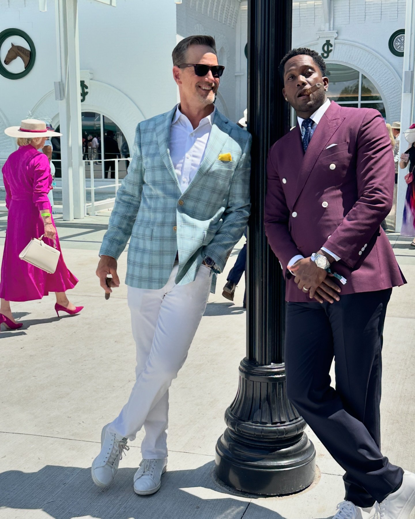 Elegance meets tradition at the Kentucky Derby, where tailored looks make a statement trackside. #silverfoxlabel #kentuckyderby 🏇