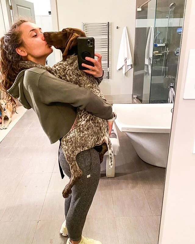 I love this little creature. And her big brother too. Follow @chocolatedippedsiblings for precious pupdates and feel-good doggy vibes 💕💕💕 #quarantinelife #dogmomaf