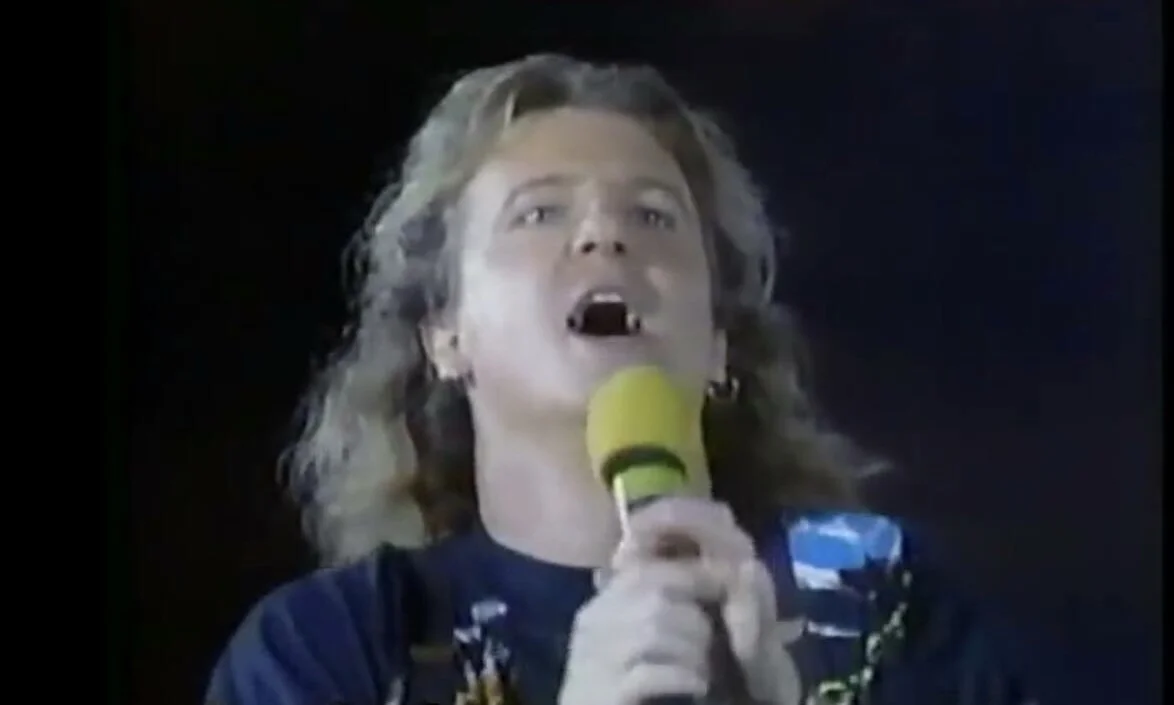 8) rest my case. This is SkyDome opening, June 3rd, 1989......sorry Rod! 😉 