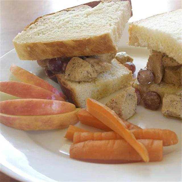 Purple Grape and Chicken Salad