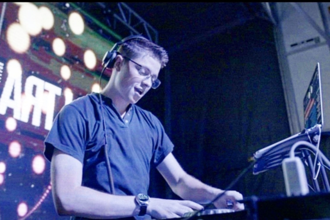 Boxing Day Bash with DJ John Riordon