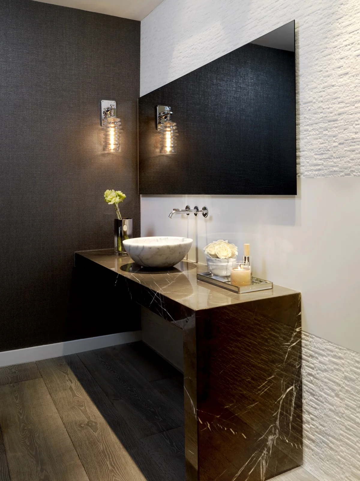 10 Powder room.jpg