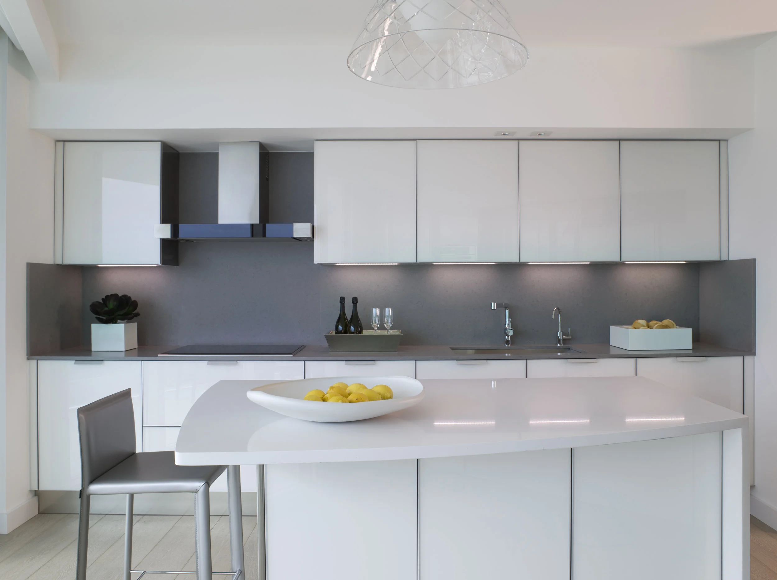 5 Kitchen.jpg