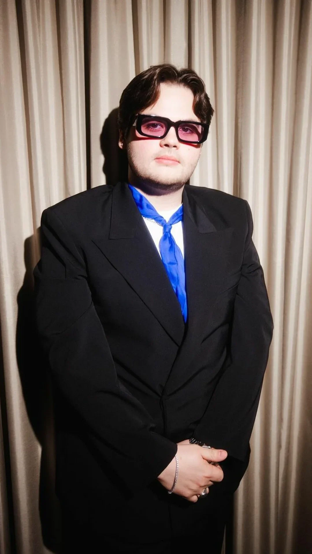 even-more-grammy-pics-v0-nk3c2yiemtgc1.jpg.webp