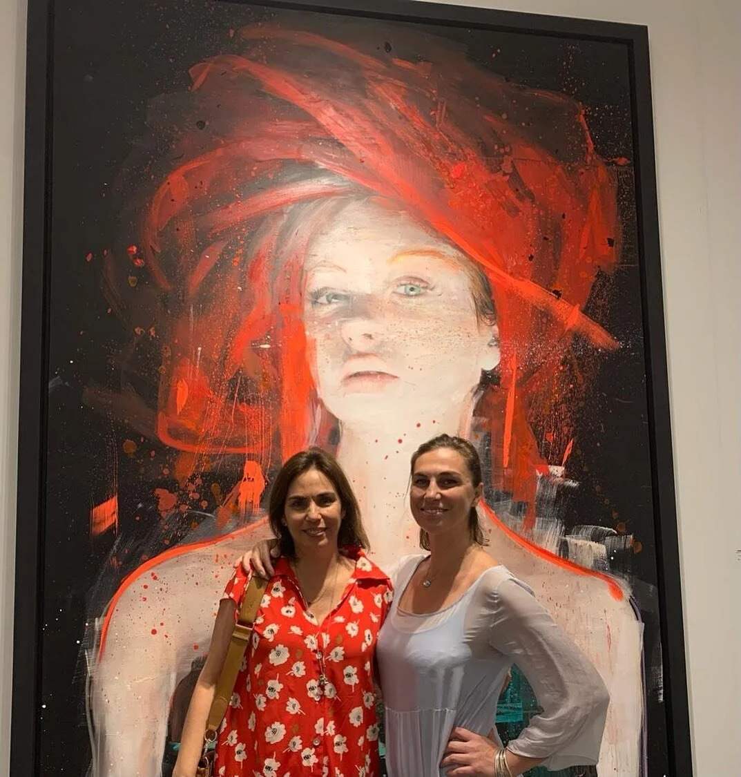 With the best!! @robertaconi Wonderful Miami Art Week last week. Thankful 🙏#daniellaqueiroloart #bodiesinmotion #robertaconi #artmiami #miamiart #contextartmiami #artmiamifairs #galeriesbartoux #lesgaleriesbartoux #galleries #galleryparis #gallerymi