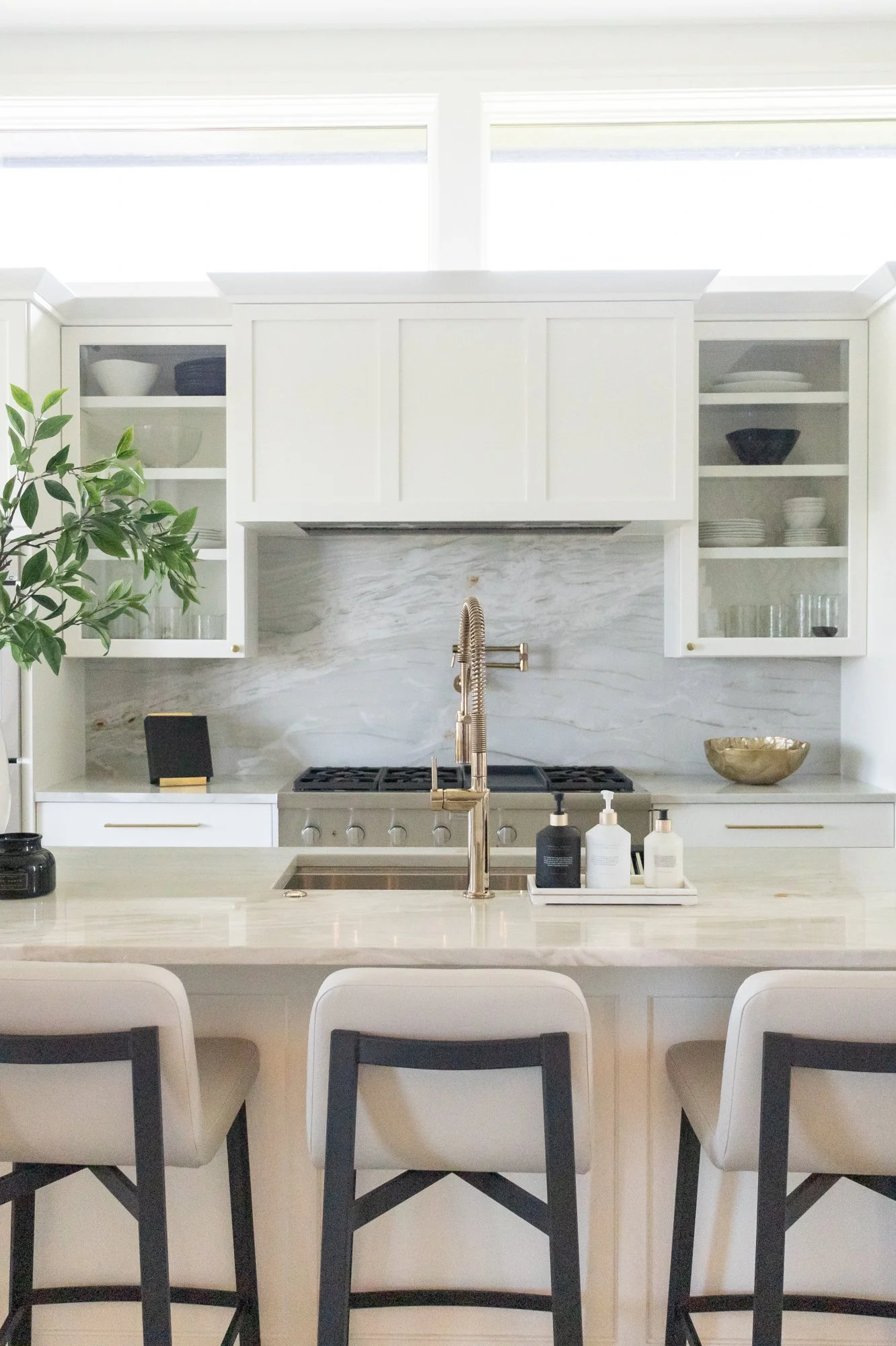 1 - ©2023 WAYS Interiors - Bressman - Kitchen.jpg