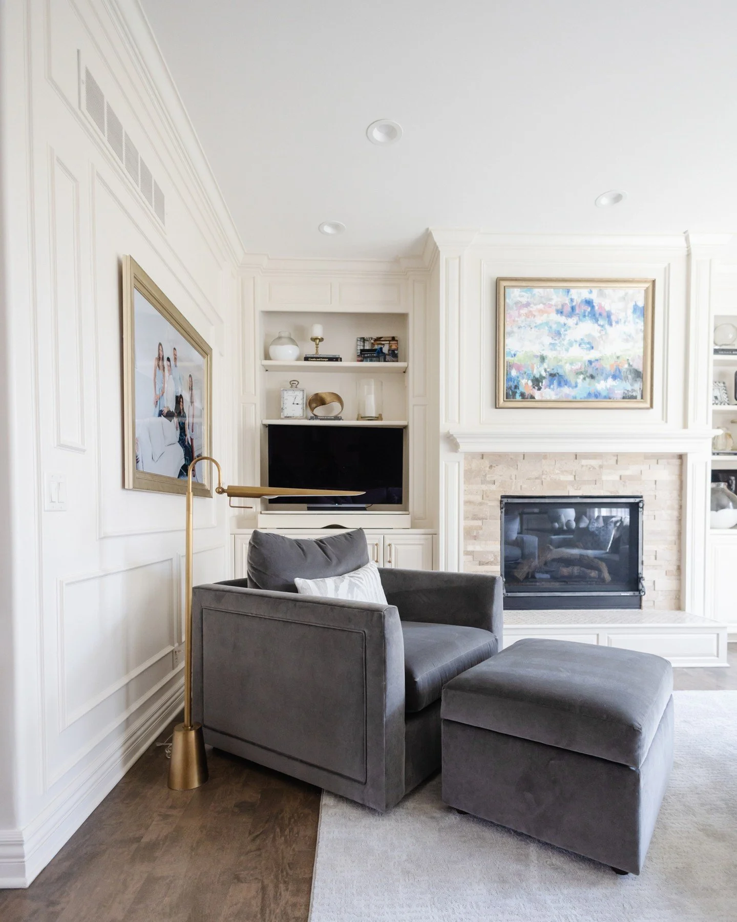 When it&rsquo;s this cold outside, all roads lead to the comfy chair. ❄️
Oversized, inviting, and made for lingering a little longer.

#CozyLiving
#WinterAtHome
#ComfyChair
#LivingRoomInspo
#ColdDayVibes
#HomeComfort
#theWAYSway
#WAYSInteriors