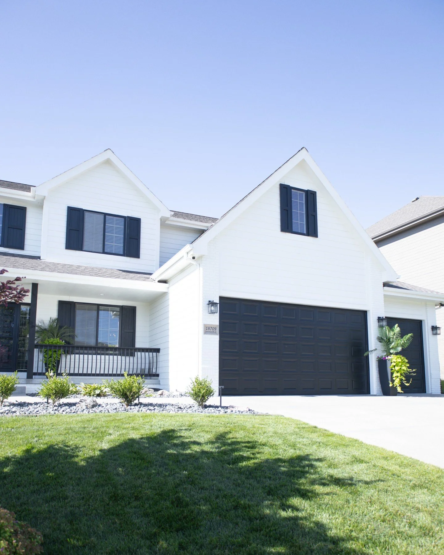 As the temps start to warm up and summer being just around the corner, it won&rsquo;t be long before the kids are home and life gets busy ☀️

Now is the perfect time to refresh your home&rsquo;s exterior and get ahead of the season. A fresh coat of p