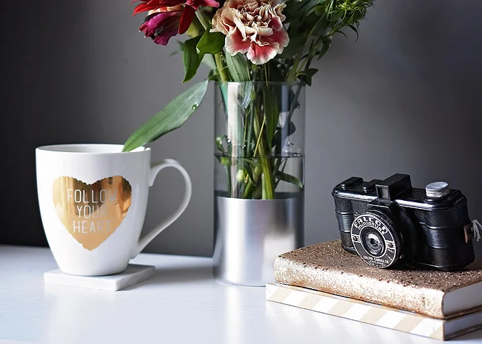 Easy DIY, Spray Painted, Dollar Store Vase