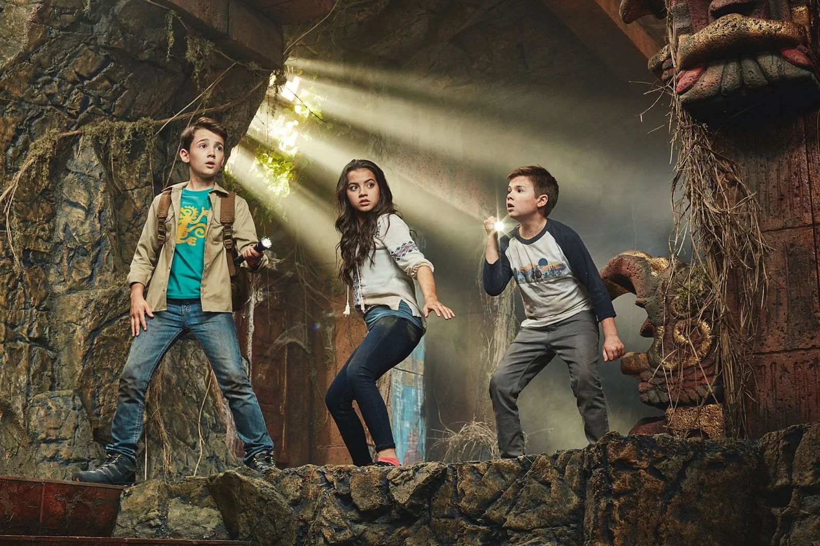 Legends-Of-The-Hidden-Temple-TV-Movie-Film-Event-Special-Nickelodeon-USA-Nick-Com-Sadie-Isabela-Moner-Noah-Colin-Critchley-and-Dudley-Jet-Jurgensmeyer-LOTHT-MTV-News_2.jpg
