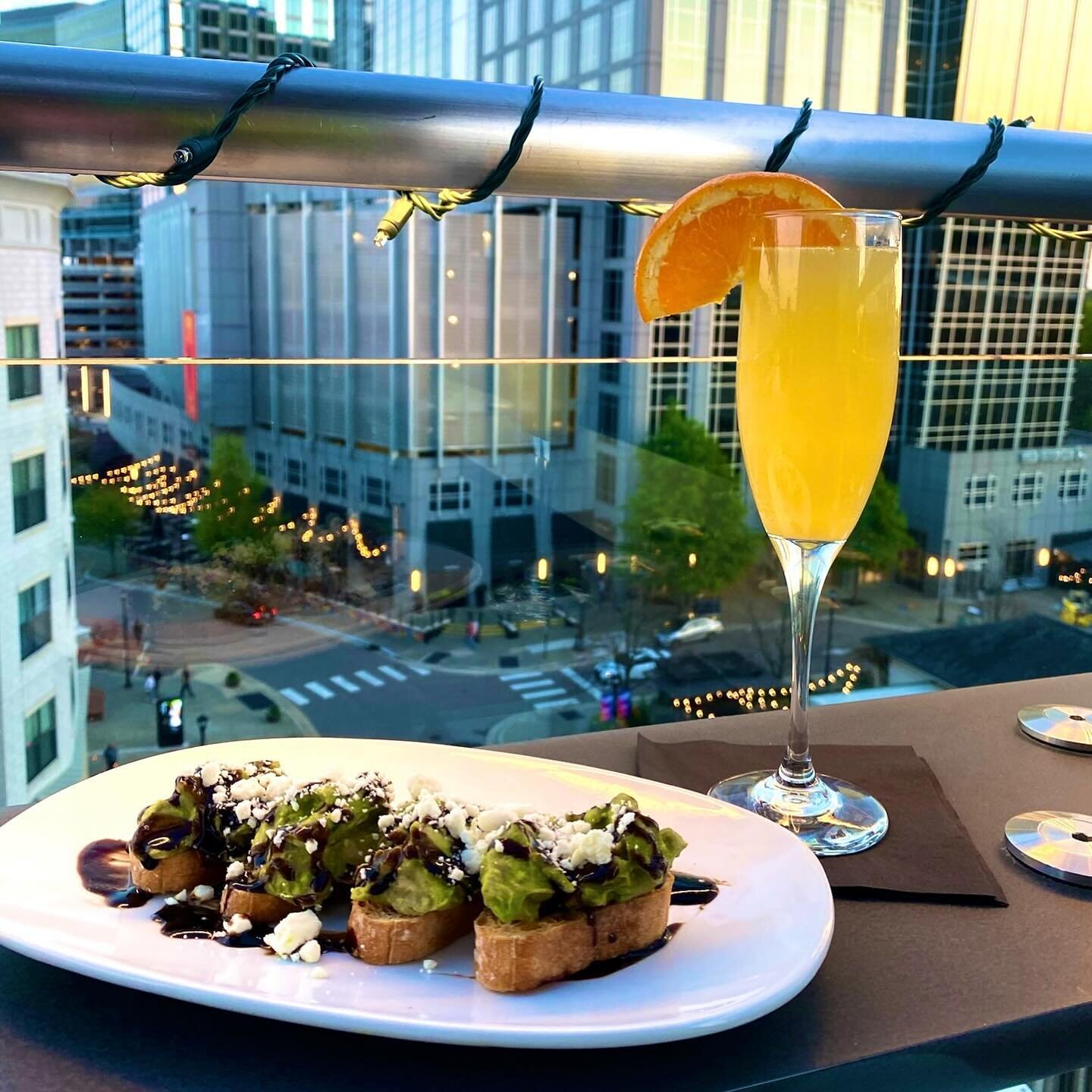 Avocado toast and a mimosa&hellip; THAT&rsquo;S what&rsquo;s on the menu today!

Who&rsquo;s brunchin&rsquo; with us at @level7rooftopbar 🍳🍾

.
.

📍 AC HOTEL
Level7 Rooftop Bar
101 Park at North Hills St, 7th Floor

#level7 #rooftopbar #rooftopbar