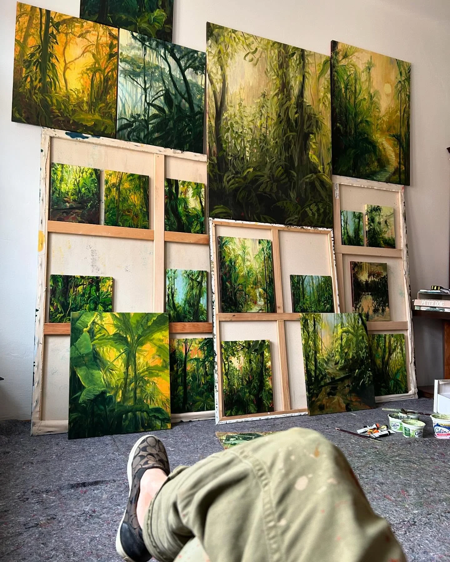 &acute;If there is a green hell, I&rsquo;ll see you there !&acute;

Ever wondered what a green paradise or well, hell, looks like? 

Come join us on 5 December at 8 p.m., Čili bar 🌶️, Kožn&aacute; 8, Praha 1. 

#greenart #exhibitionvibes #artinpragu