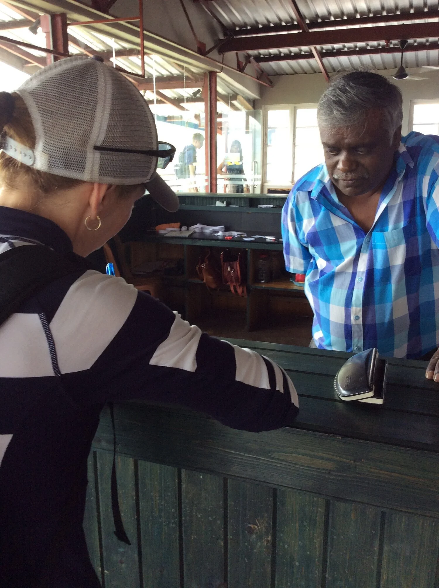 Tea Industry : The Role Of The Professional Tea Taster - Number E Tea Company