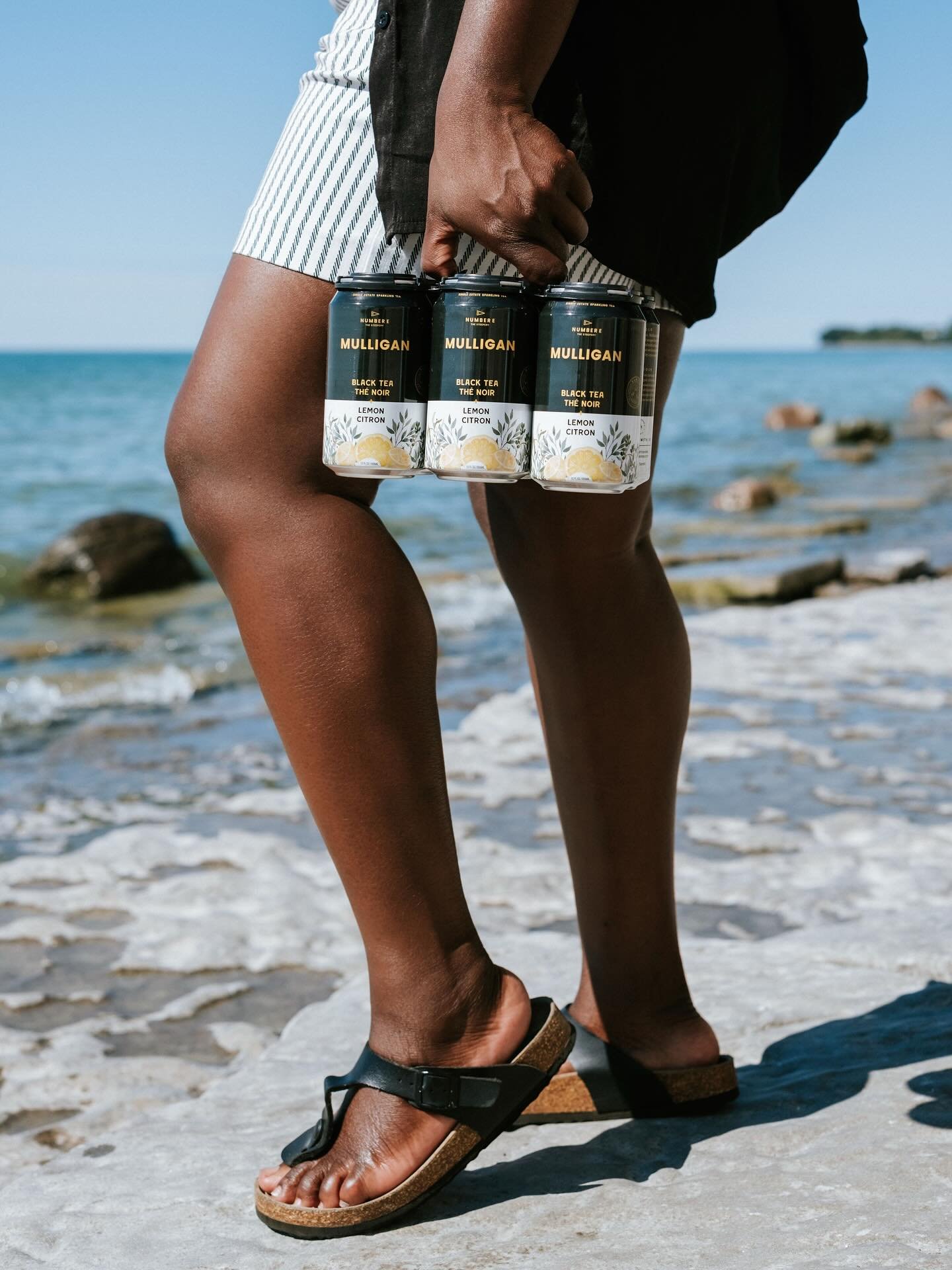 Ready for the beach 

#summertime #summervibes #sparklingtea #mulligan #blackteawithlemon #tealovers #beachtime