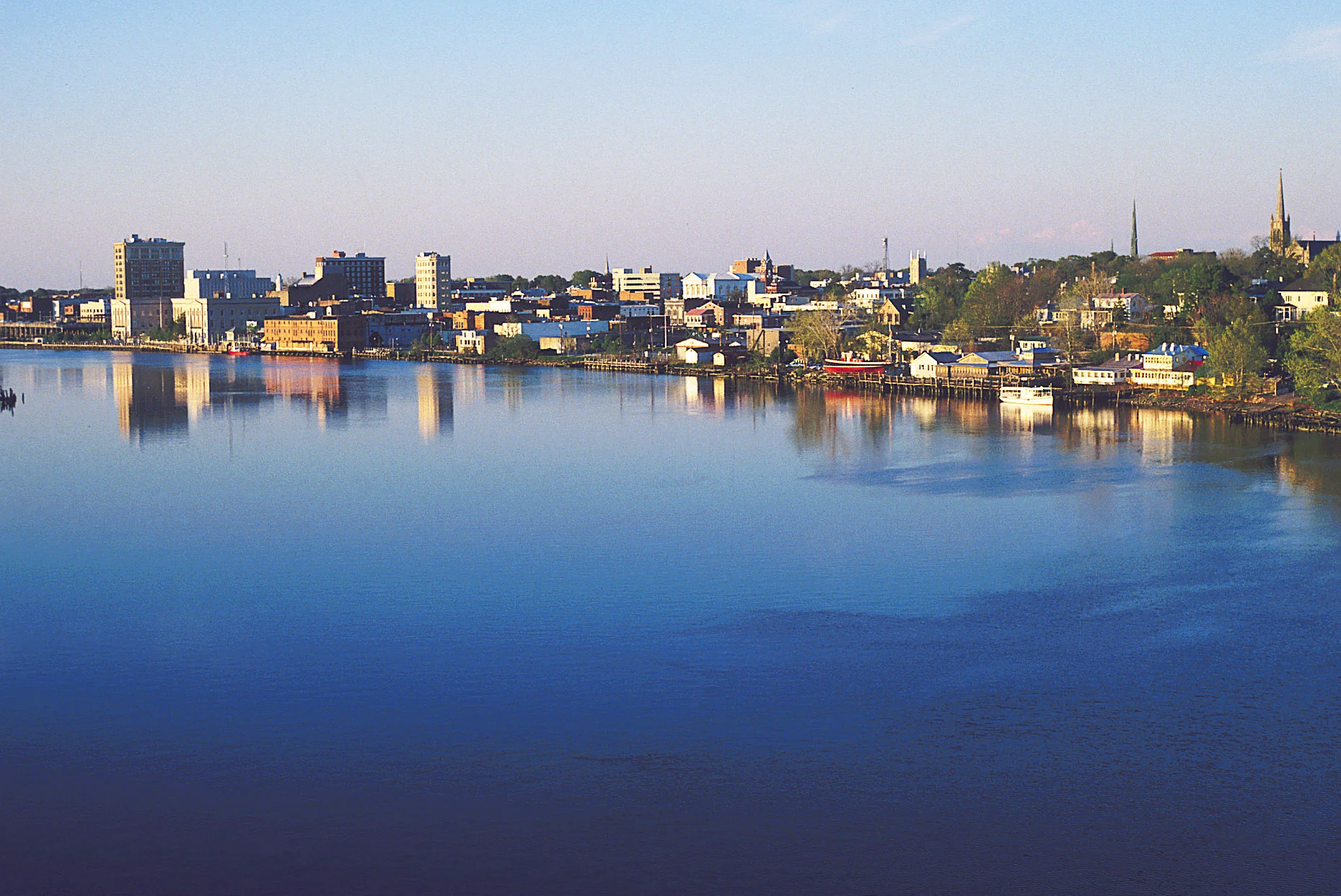 Wilmington Businesses Meet with Clean Cape Fear 