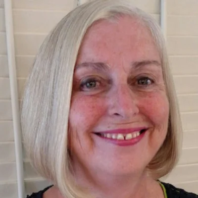 web.Janet-Valencis.jpg