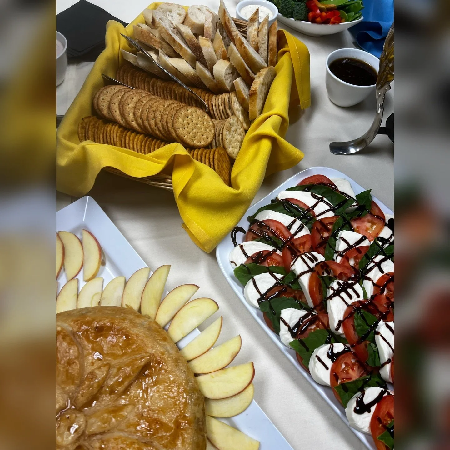 Our famous baked brie wrapped in Filo, accompanied by sliced apple, crackers and sliced baguettes. 
&bull;
&bull;
#merrimackvalleyevents #merrimackvalleycatering #catering #briecheese