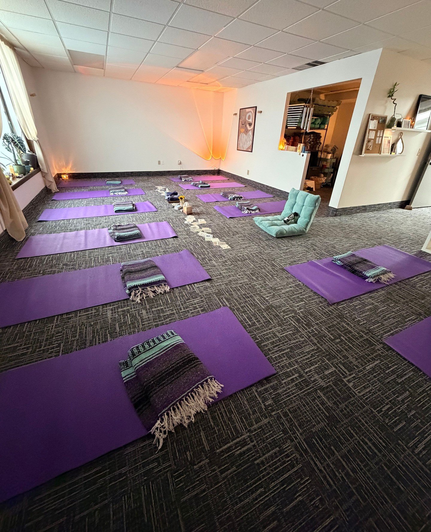 Breathers, do you have the moon breathwork dates on your calendar for September yet? Come join us at the Constellation Classroom!⁠
⁠
First, this week, we&rsquo;ll breathe with new moon energy where we clear the channel of the body and set intentions 