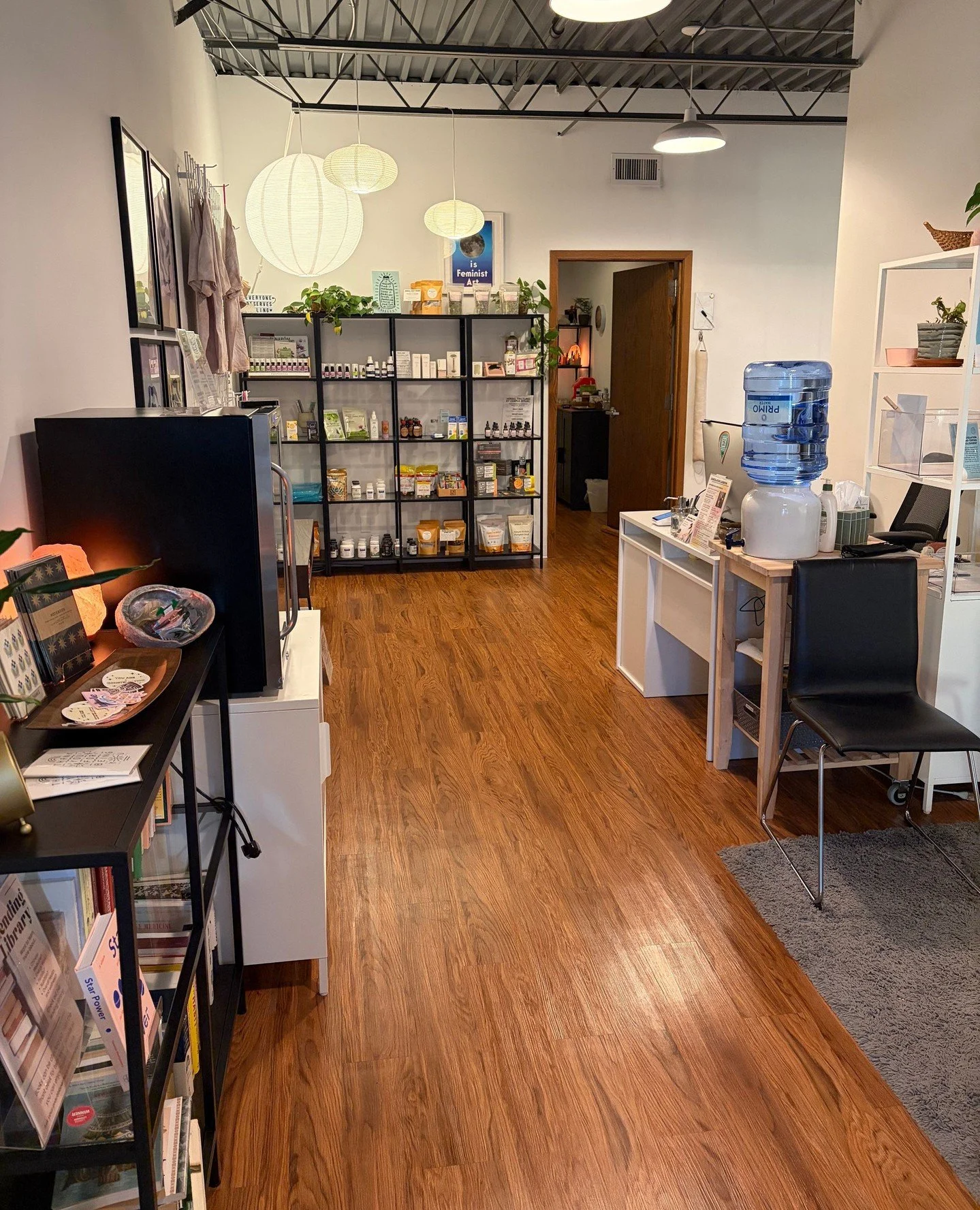 ✨Exciting renovation project news! ✨After planting some roots in the clinic over the last handful of years, we&rsquo;re doing a little updating with a construction project to the lobby area! ⁠
⁠
⁠
Construction starts today, so there will be no appoin