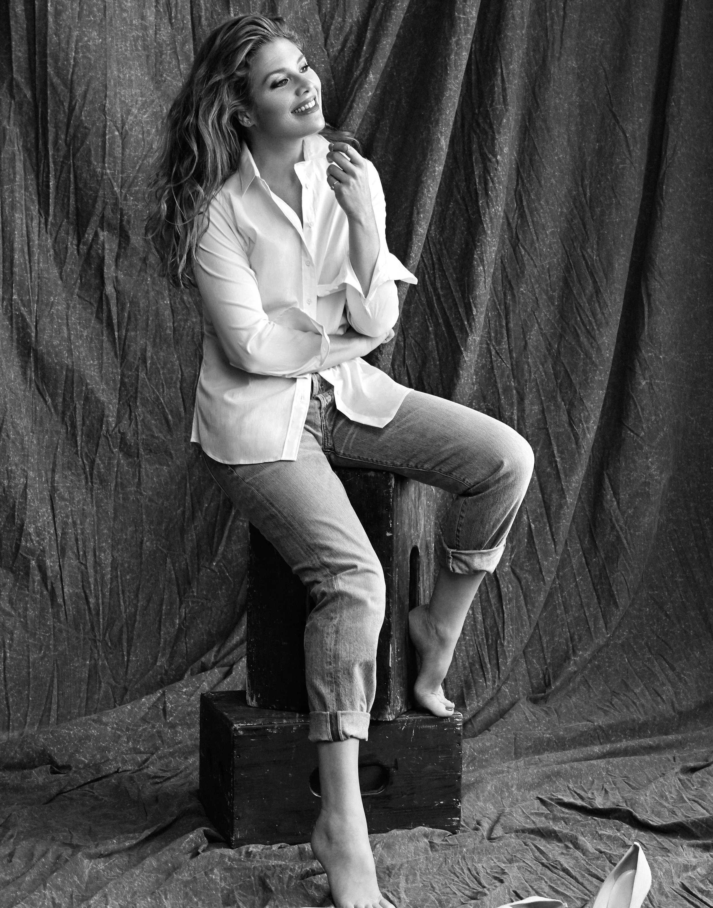 shot_02_1166-2-ret crop 2.jpg