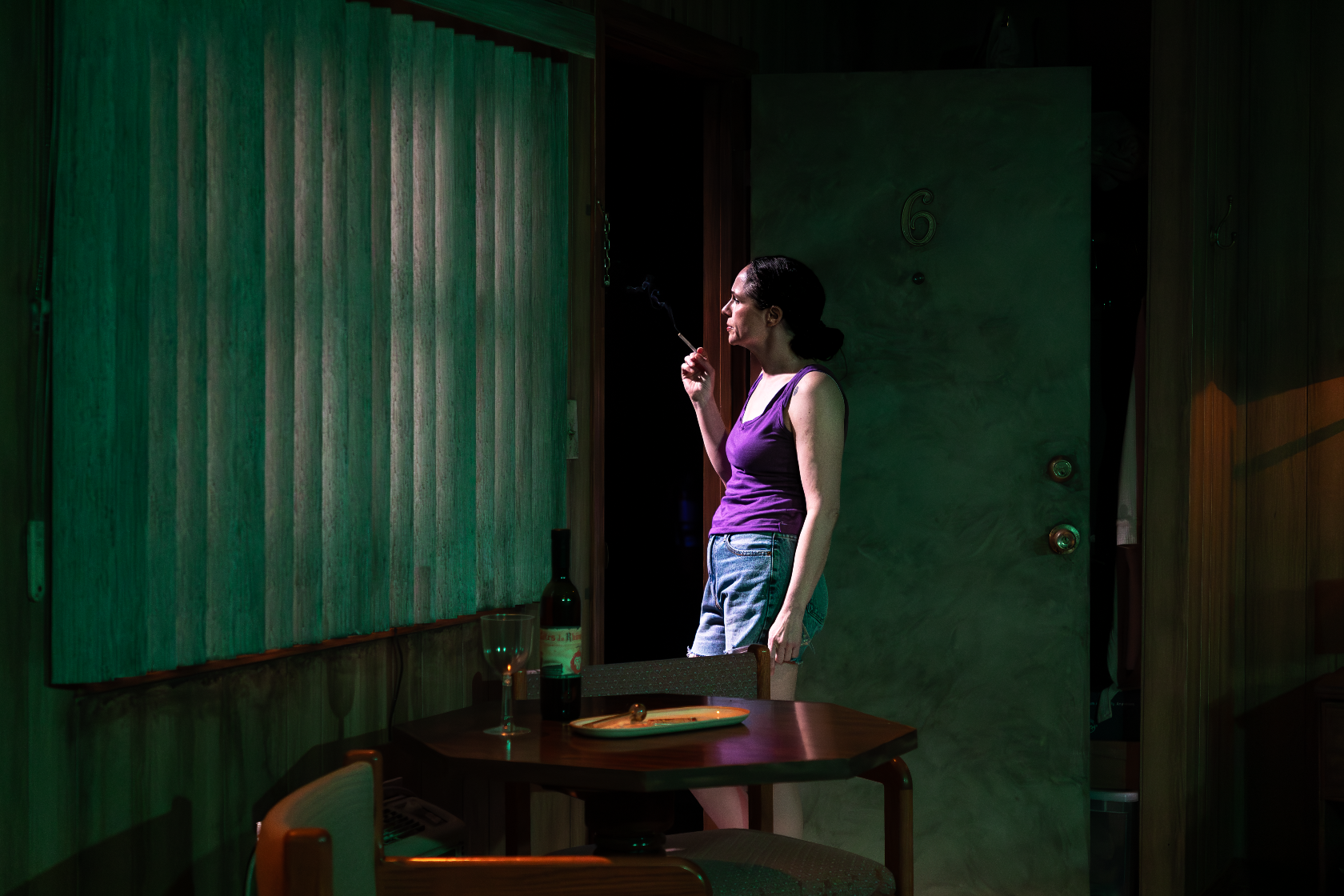  Jaimelyn Gray (Agnes) BUG By Tracy Letts April 25-May 9, 2026 Directed by Maya Danks Photo by Jake Badovski, Kłamię Studios Scenic Design: Sarah Harris, with Set Construction: Les Zarzecki, Lighting Design: Ellie Rabinowitz, Associate Lighting Desig