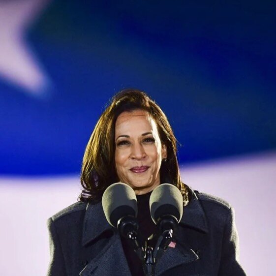 Sen. Kamala Harris is the first woman to become vice president of the United States. She has made history! Feeling hopeful for the first time in a long time and it&rsquo;s time to heal. 📷 Mark Makela/Getty Images #bidenharris2020 #kalamaharris