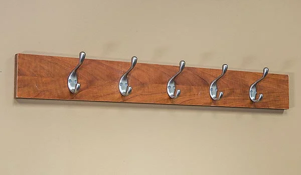 standard cleat with hooks