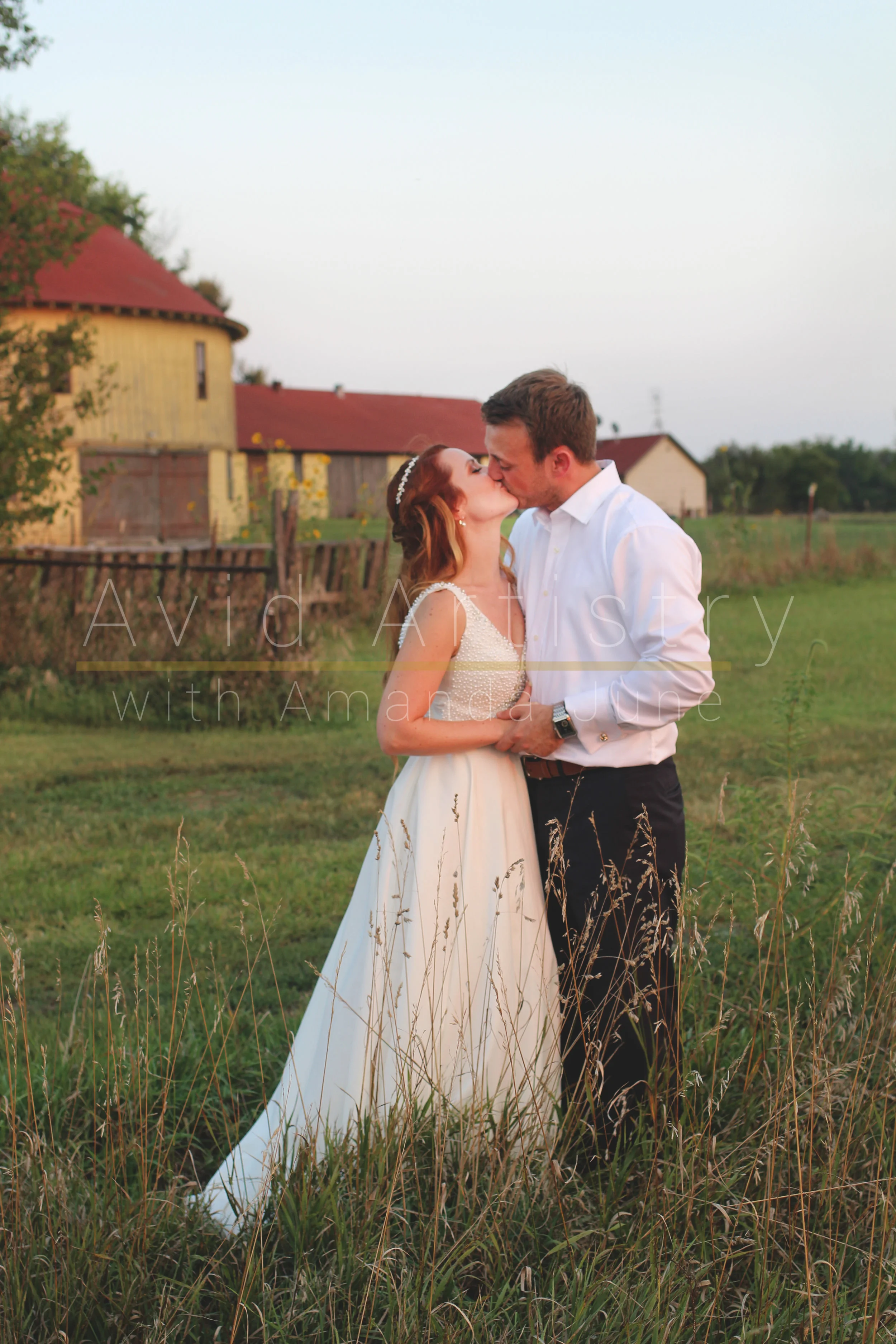 Wedding Photographer in Wichita, Ks. Avid Artistry