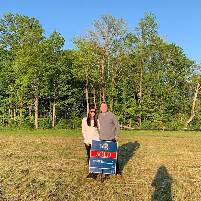 Having some major LOT envy on this one... that tree line and beautiful evening sun! So excited for our clients to build their dream home and create amazing memories in this spot. ❤️🏡