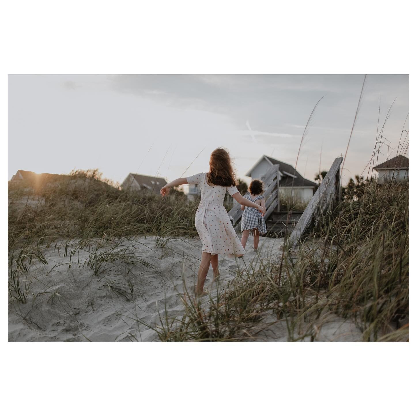 When my office is the beach ❤️ ⠀⠀⠀⠀⠀⠀⠀⠀⠀⠀⠀⠀⠀⠀⠀⠀⠀⠀⠀⠀⠀⠀⠀⠀⠀⠀⠀⠀⠀⠀⠀⠀⠀⠀⠀⠀⠀⠀⠀⠀⠀⠀⠀⠀⠀⠀⠀⠀⠀⠀⠀⠀⠀⠀⠀⠀⠀⠀⠀⠀⠀⠀⠀⠀⠀⠀⠀⠀⠀⠀⠀⠀⠀⠀⠀⠀⠀#lifestyle #charleston #naturallight #charlestonphotographer #isleofpalms #charlestonfamilyphotographer #charlestonlifestylephotographer #char