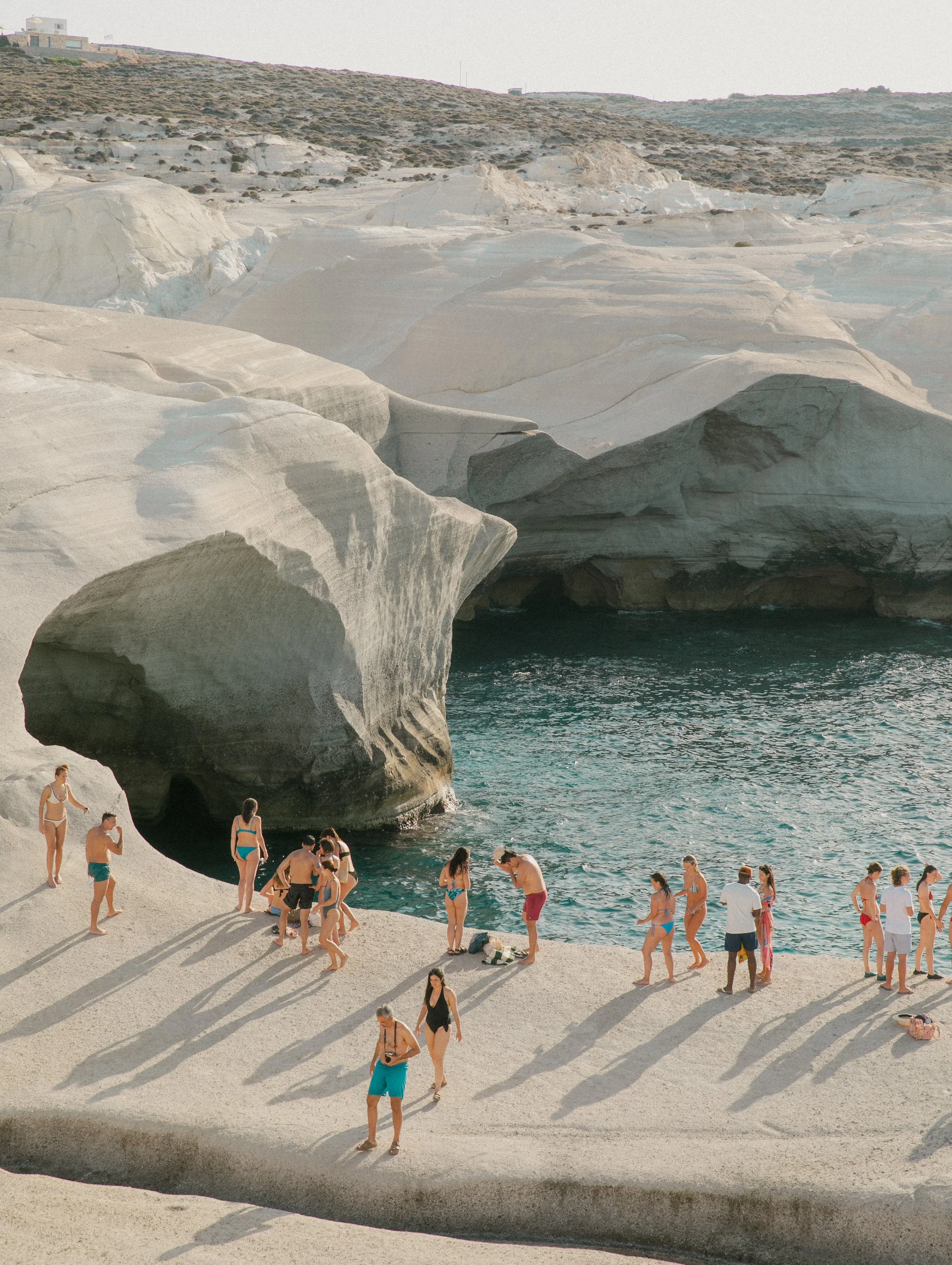 Milos-2.jpg