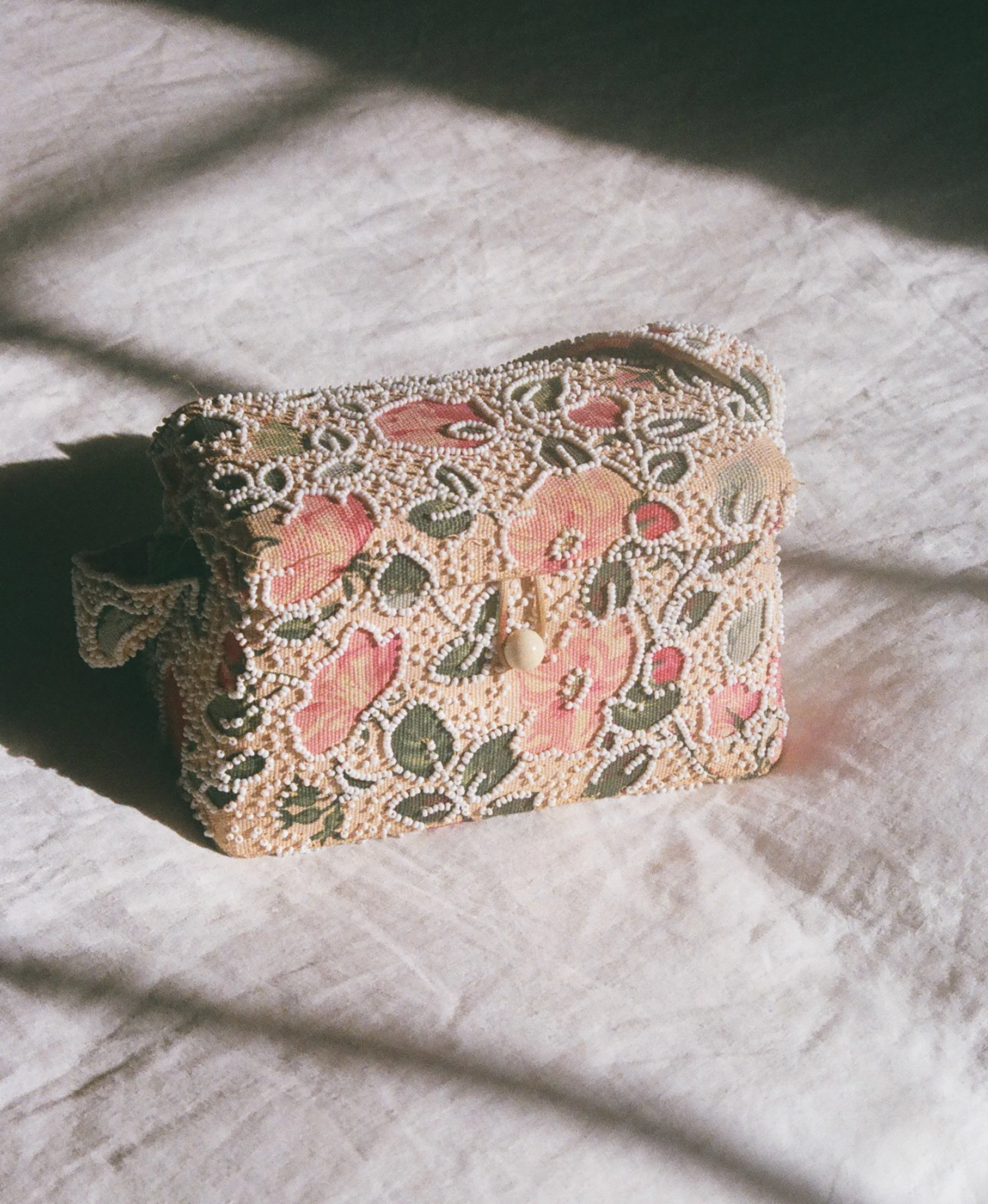 floral bead purse 2.jpg