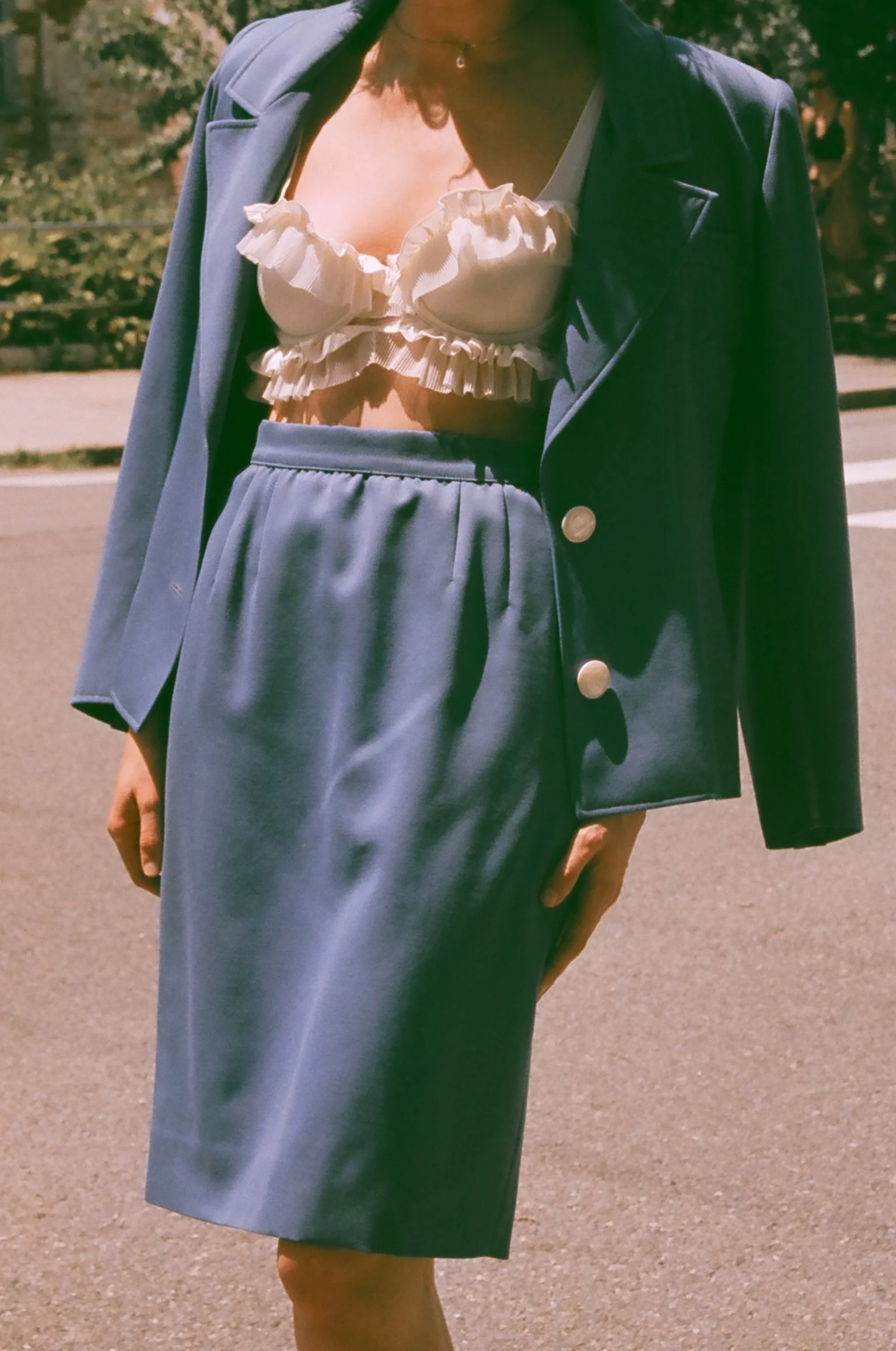 vslentino blue suit 2002.jpg