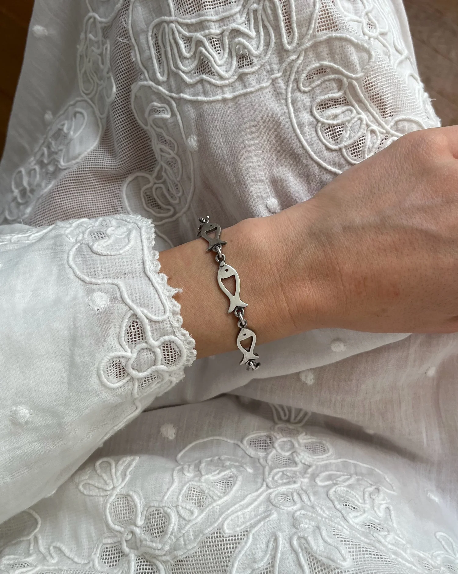 Vintage Sterling Silver Fish Pendant Link Bracelet — Lucia Zolea