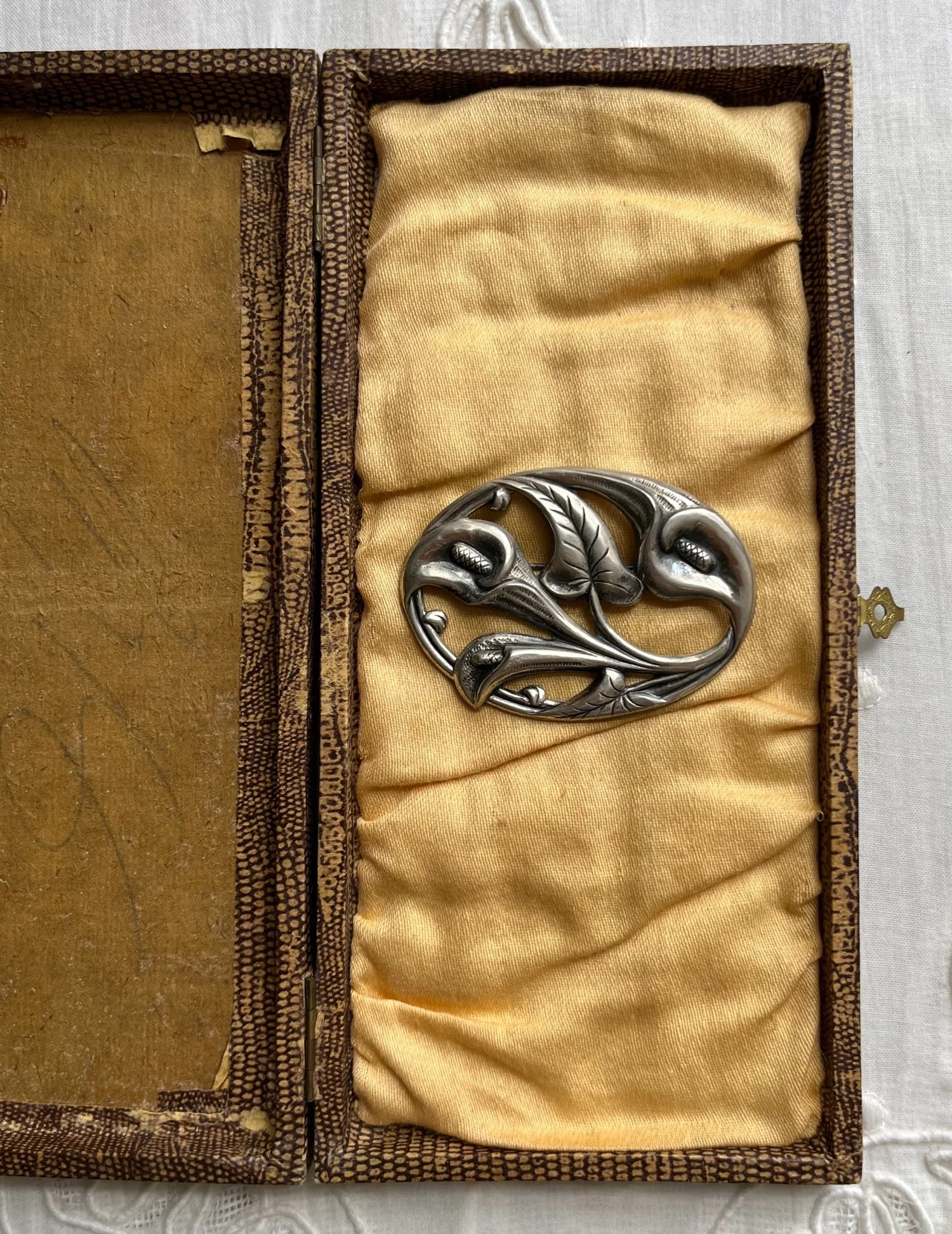 LEVENS 別注Lazo Brooch Vintage Sterling Silver Multi Calla Lily Brooch — Lucia Zolea