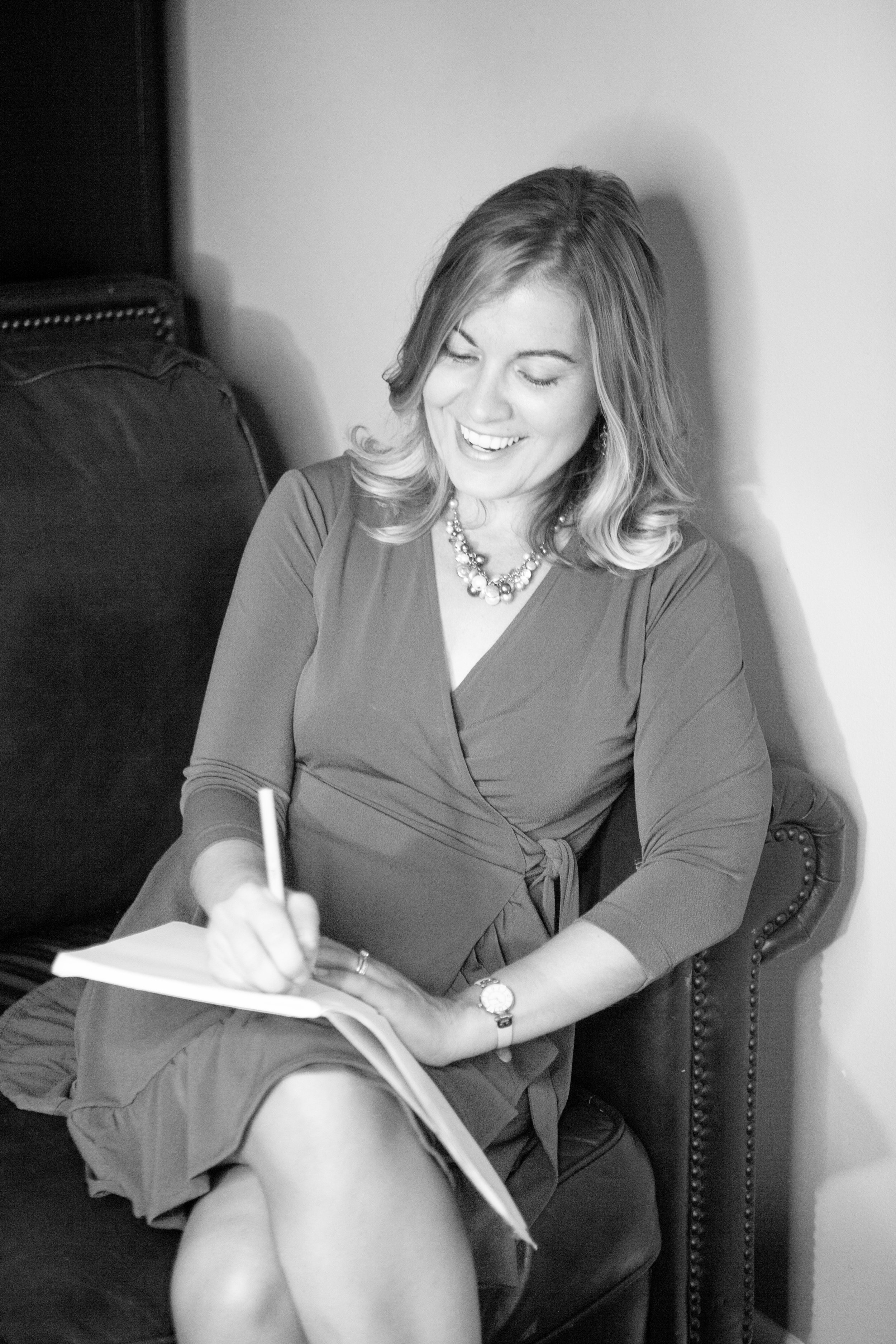 Dr. Andrea Bonior | Licensed Clinical Psychologist, Keynote Speaker & Best-Selling Author