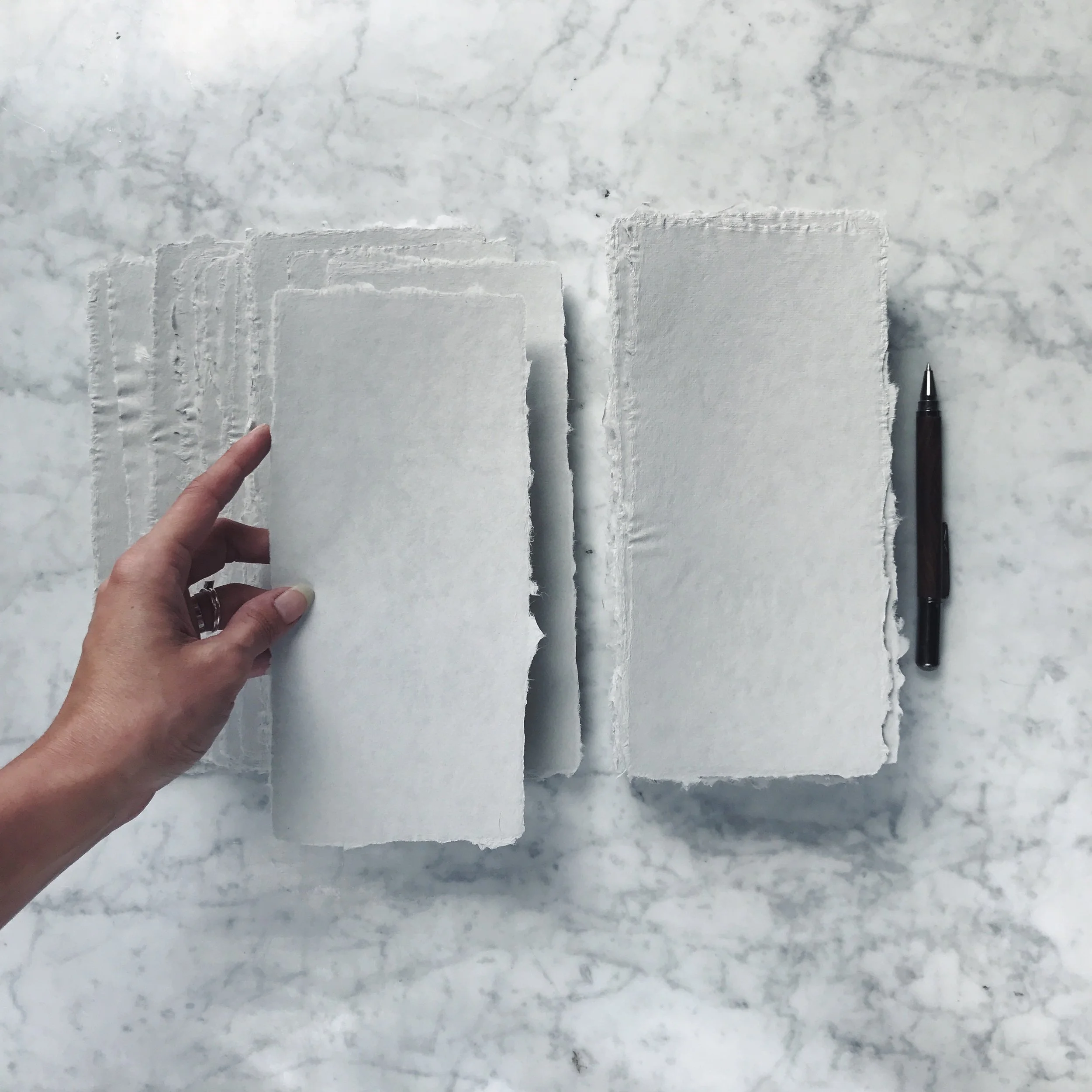 Pale-Gray-Abaca.jpg