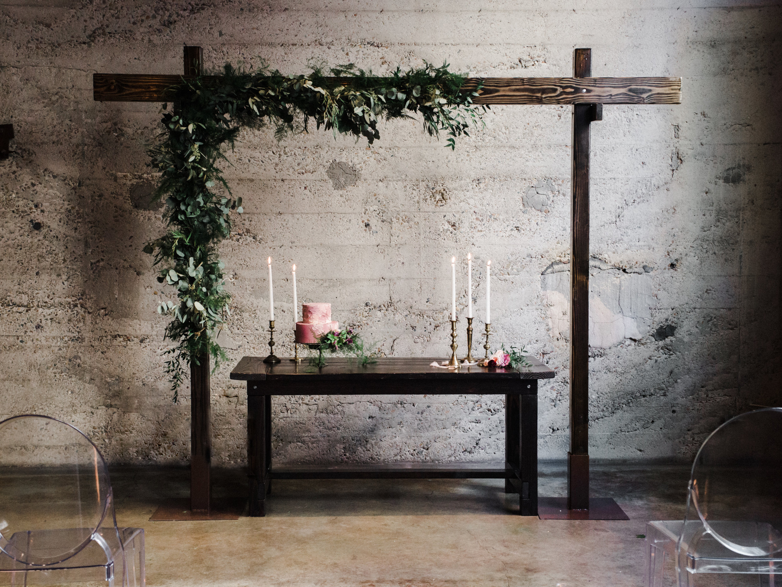 2 MeghanElise Photography - Luce Loft Wedding Inspiration - 7M8A5309-Edit.jpg