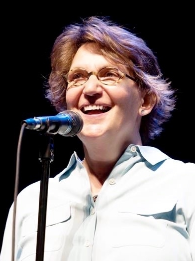 Susanne Schmidt Headshot.jpg